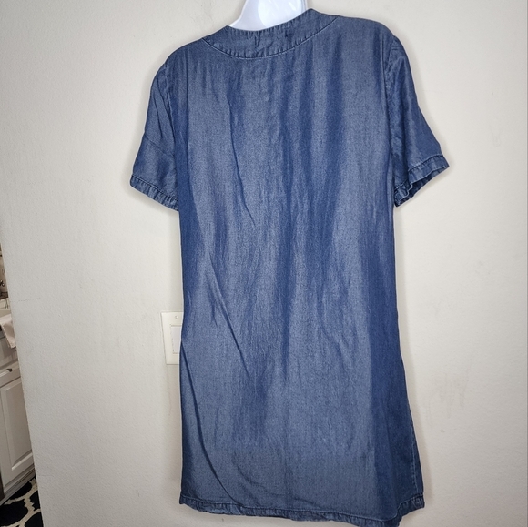 Life in Progress chambray dress - Picture 4 of 10